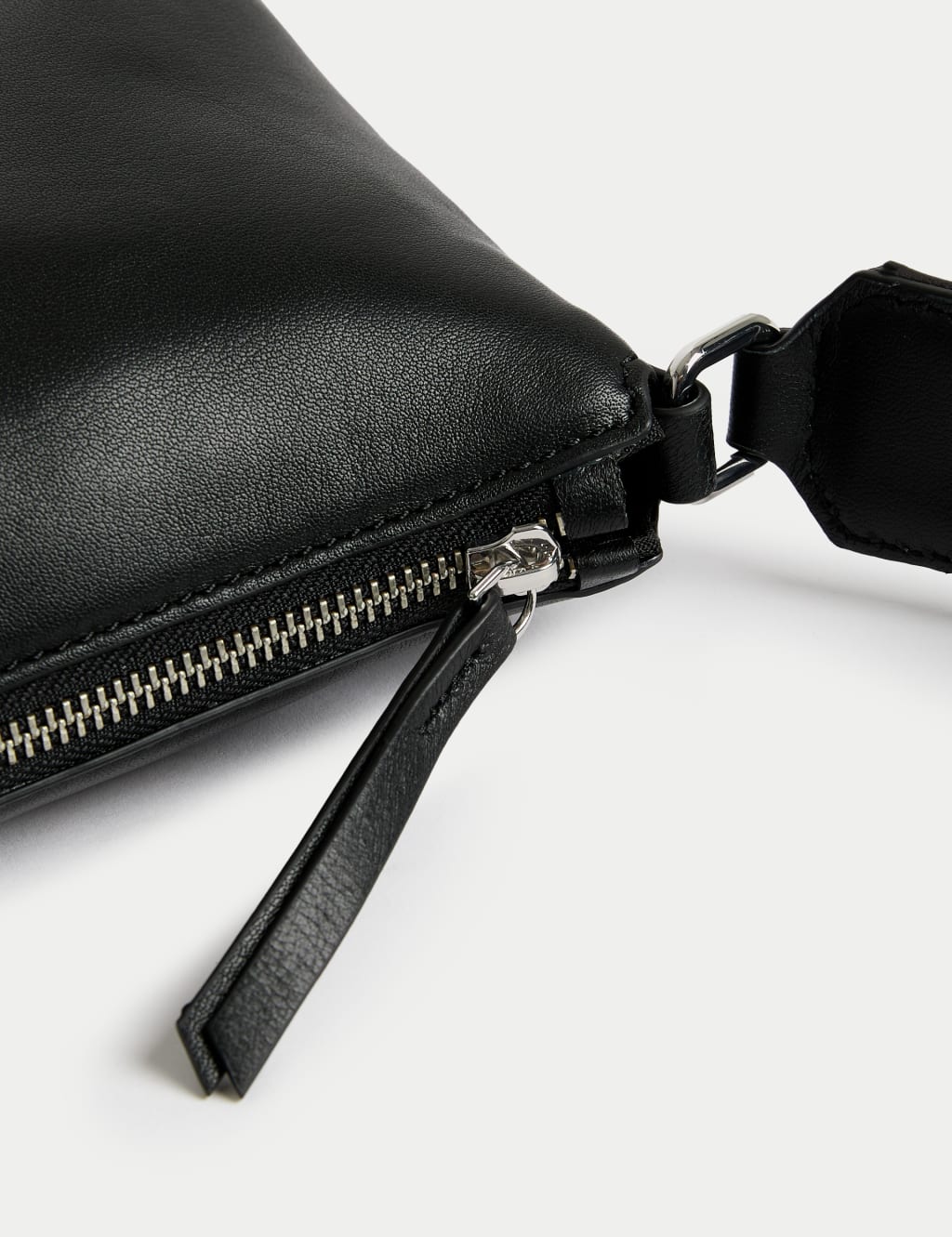 Leather Cross Body Bag Per Una M S