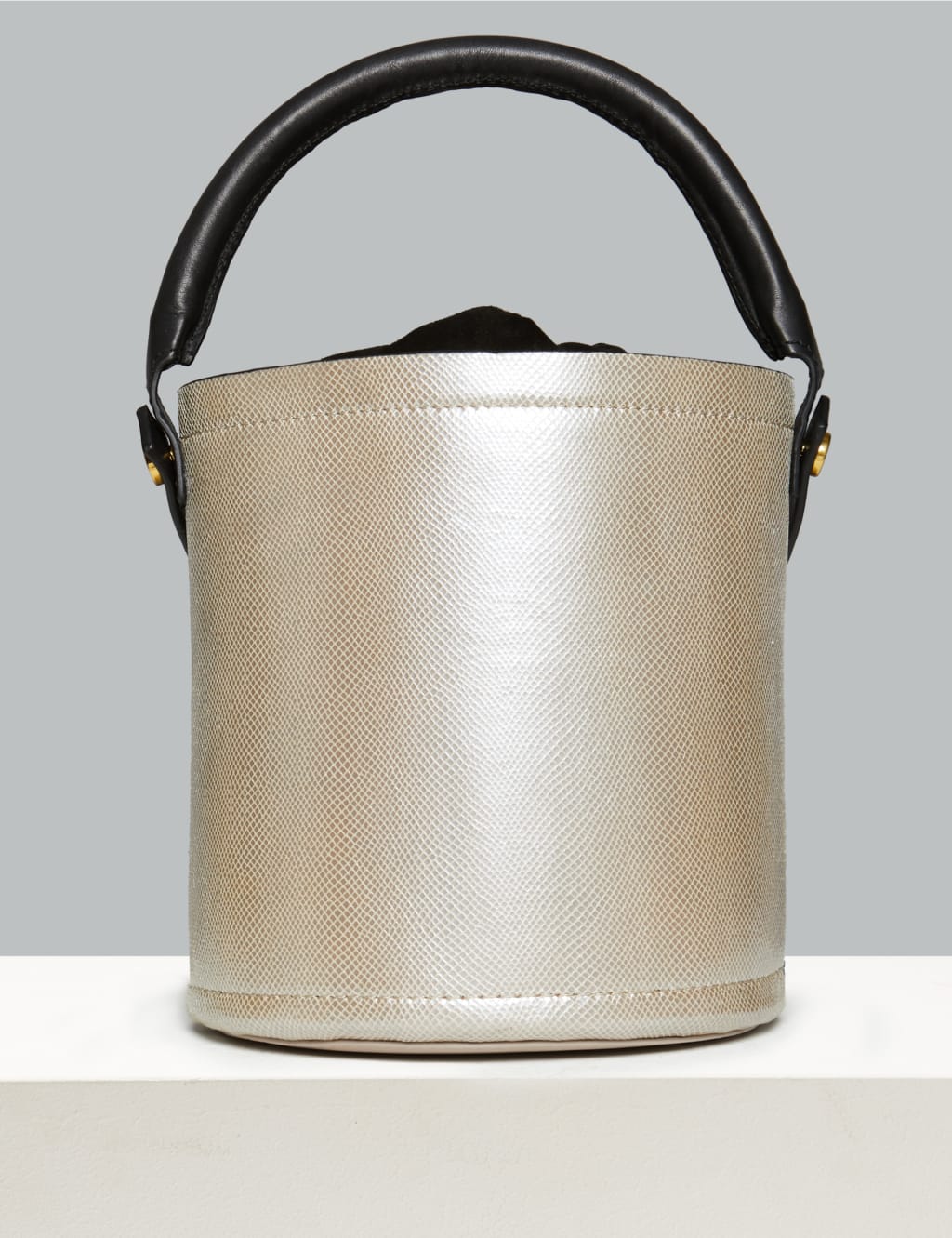 Drawstring bucket on sale