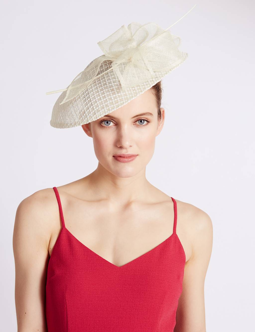 Sequin Disc Fascinator 1 of 2