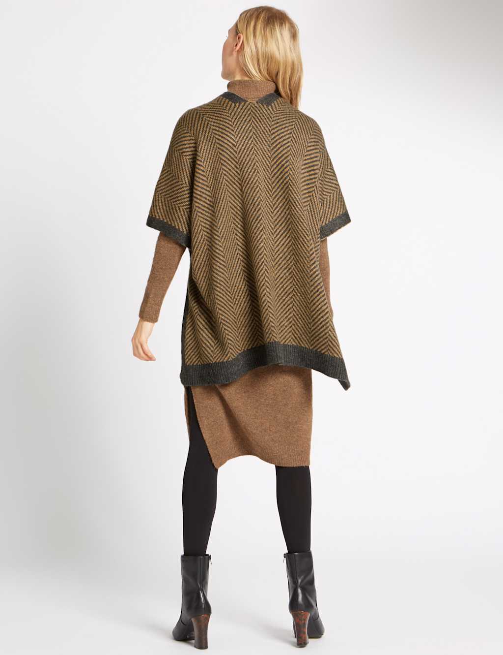 Herringbone Knit Wrap 3 of 4