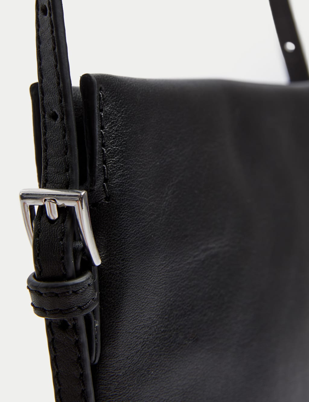 Small black cross body bag new arrivals