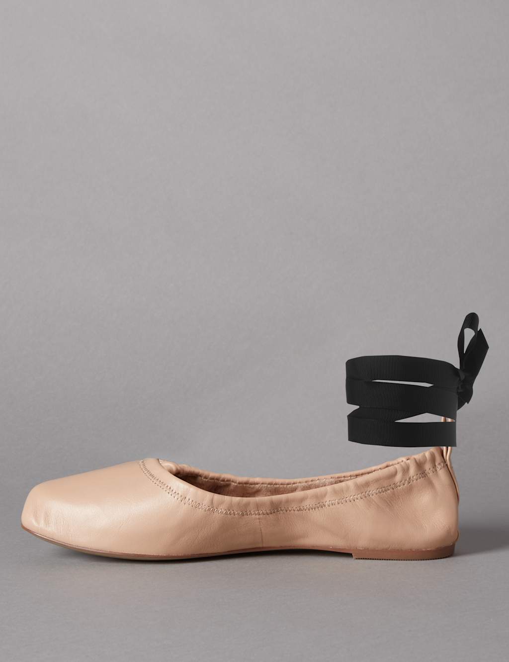 Pump Shoes with Insolia Flex® 4 of 6