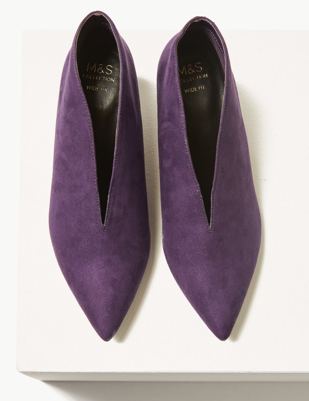 Kitten heel v cut shoe boots 2025