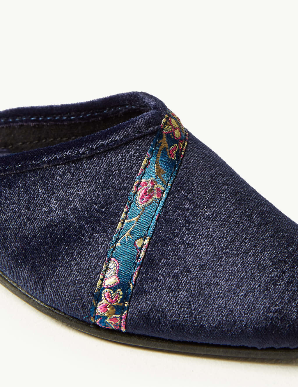 Floral Braid Wedge Heel Mule Slippers 5 of 7