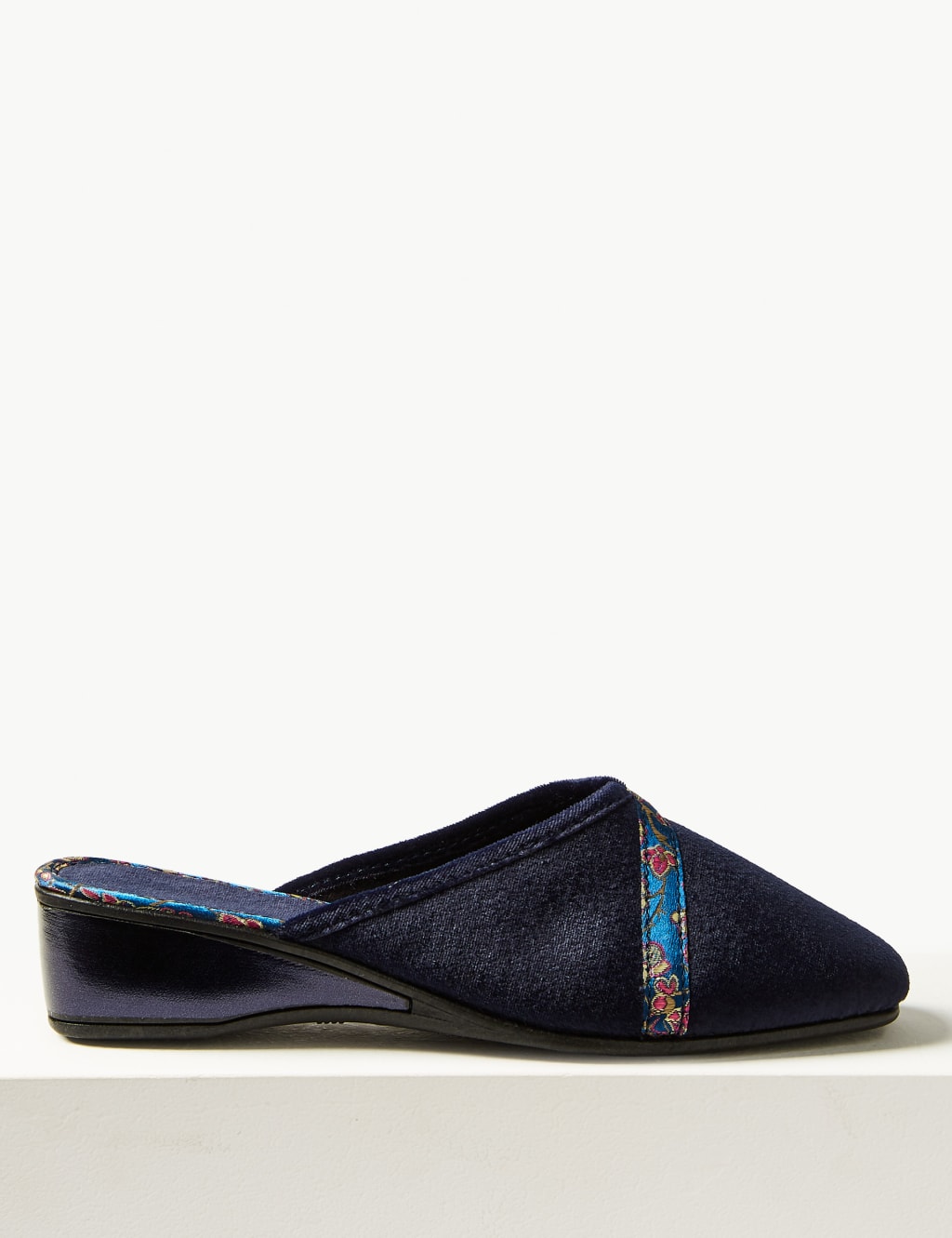 Floral Braid Wedge Heel Mule Slippers 2 of 7