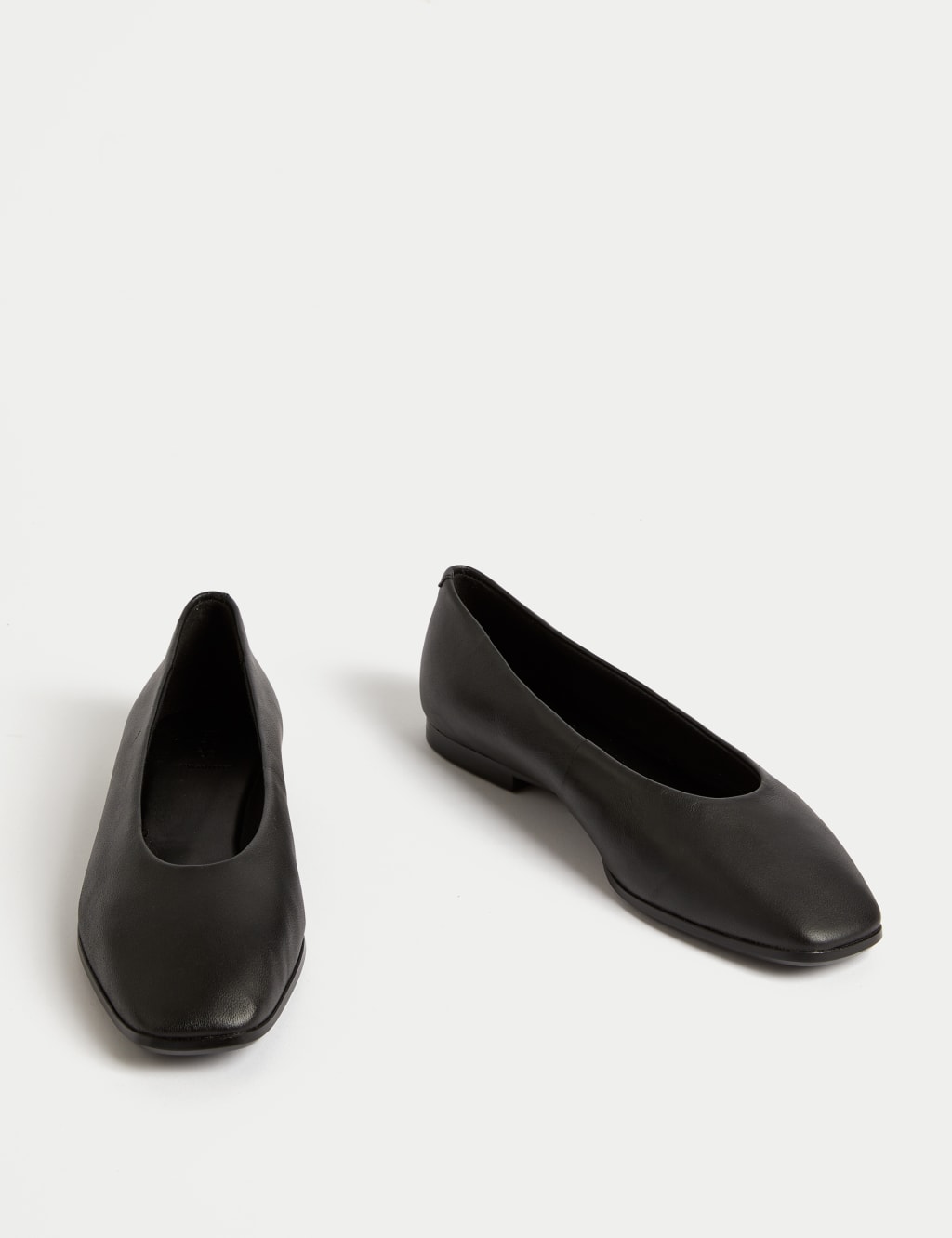 Marks and spencer pumps online