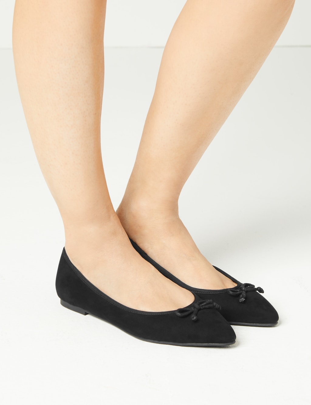Marks and spencer pumps store