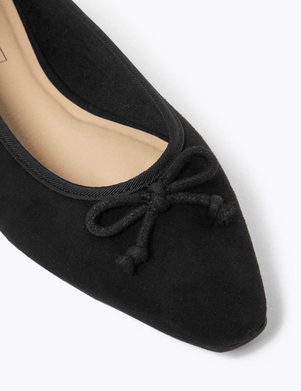 Bow Pumps 4 of 5