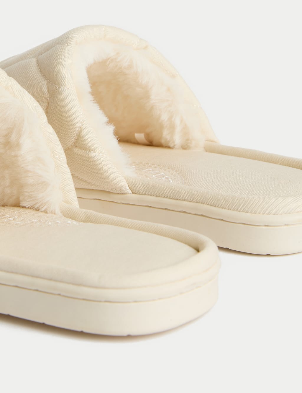 Mule Slippers with Secret Support 3 of 3