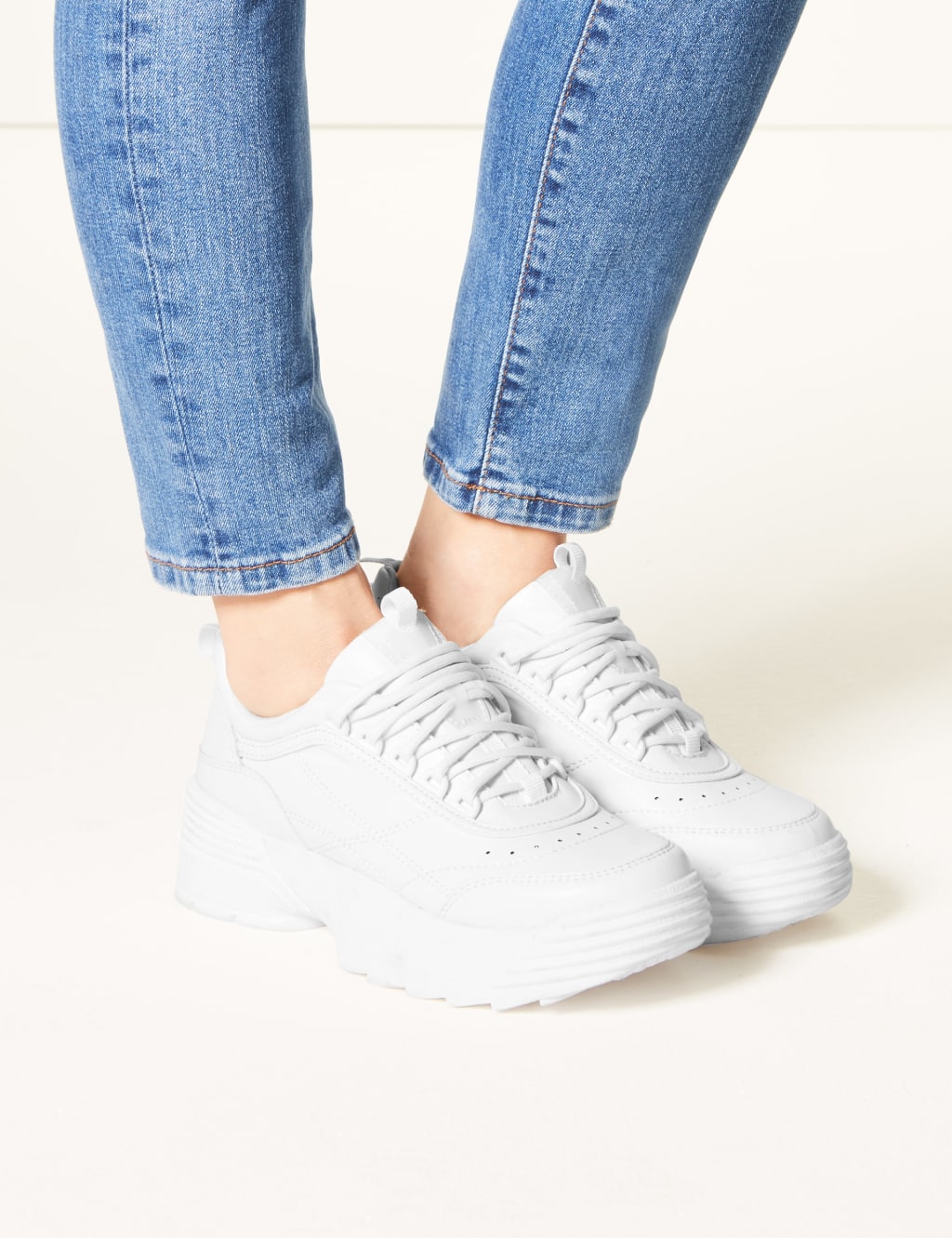 M&s flatforms online