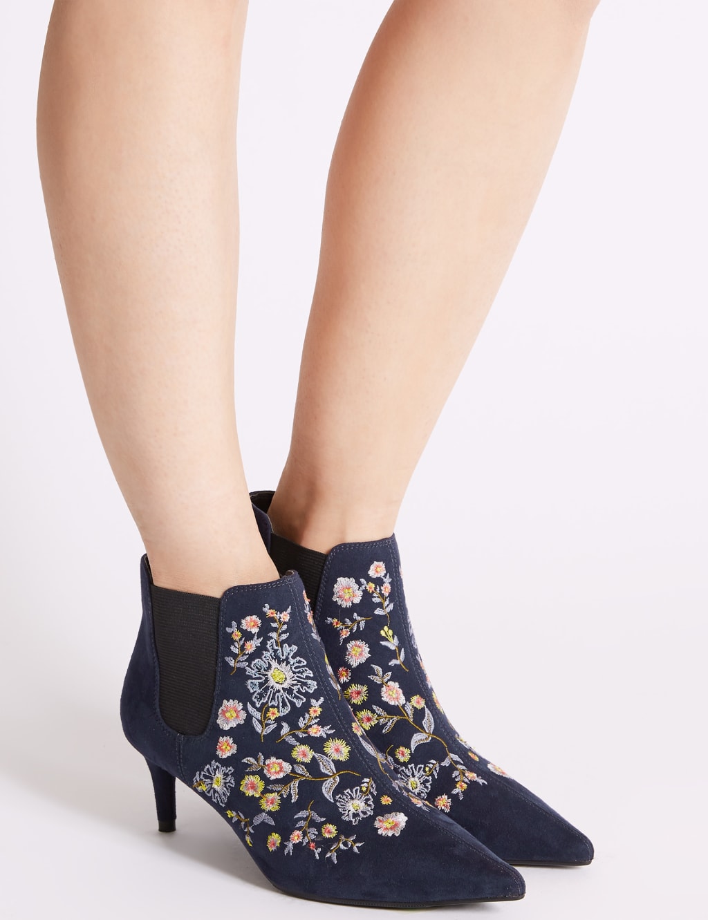 Women's embroidered ankle boots outlet