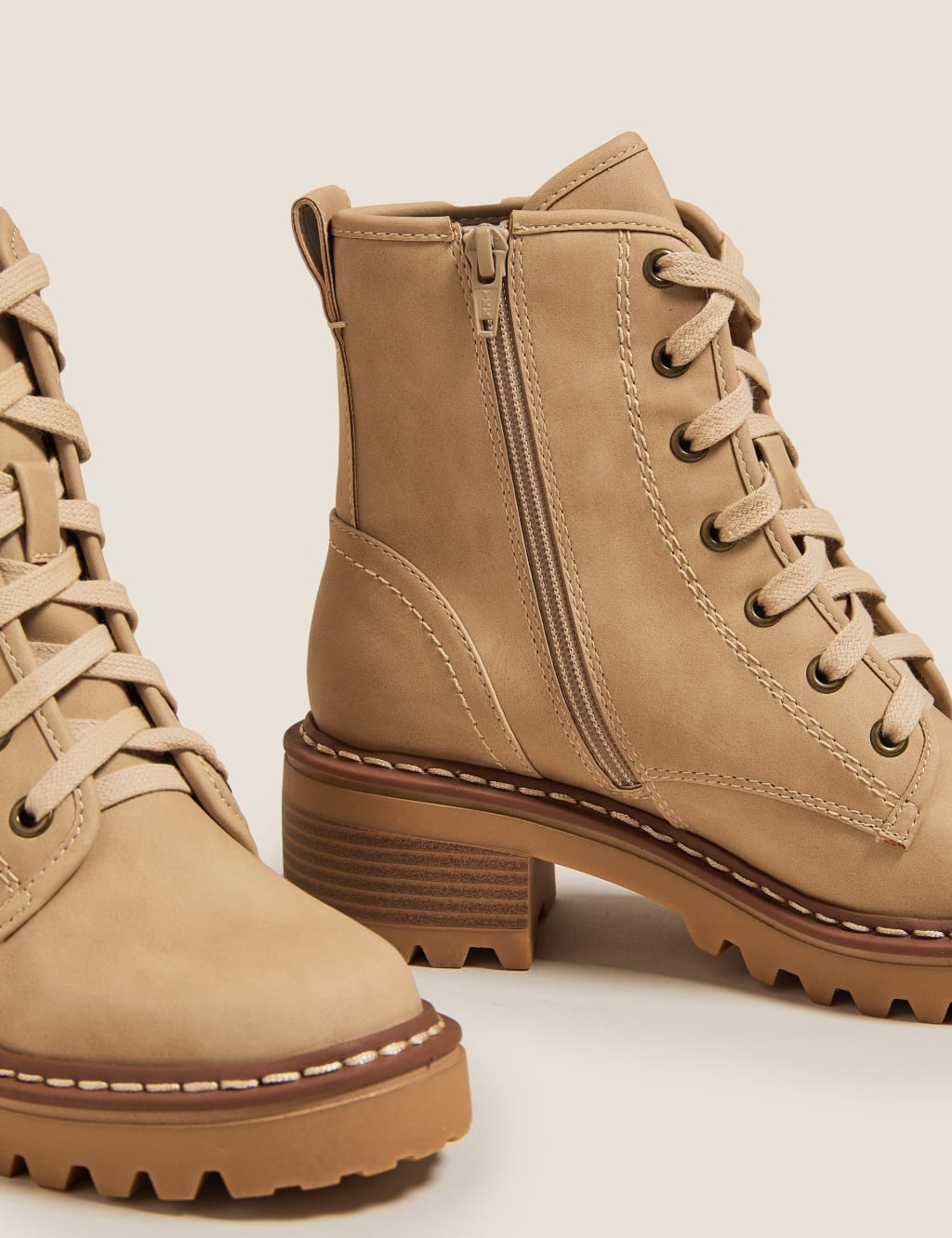 Lace up hiker boots heel best sale