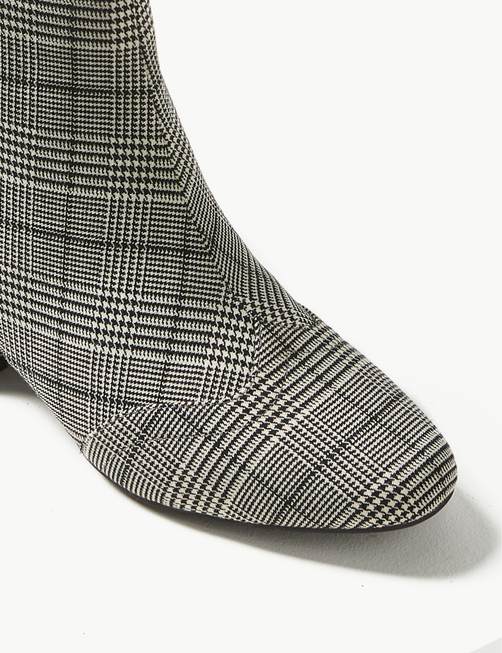 Extra Wide Fit Brogue Ankle Boots 5 of 6