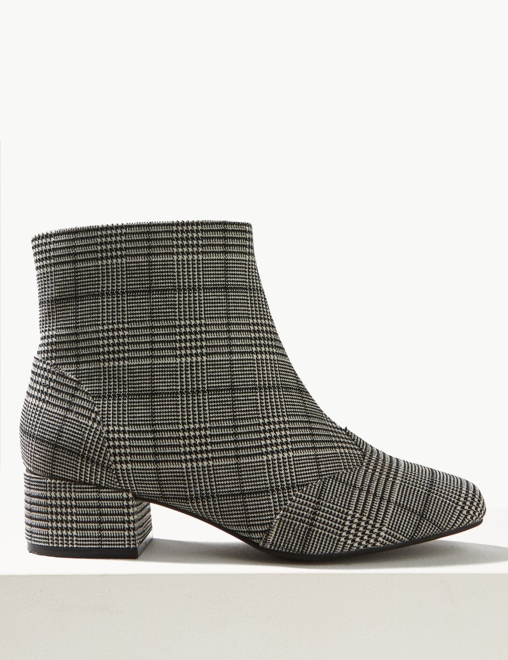 Extra Wide Fit Brogue Ankle Boots 2 of 6
