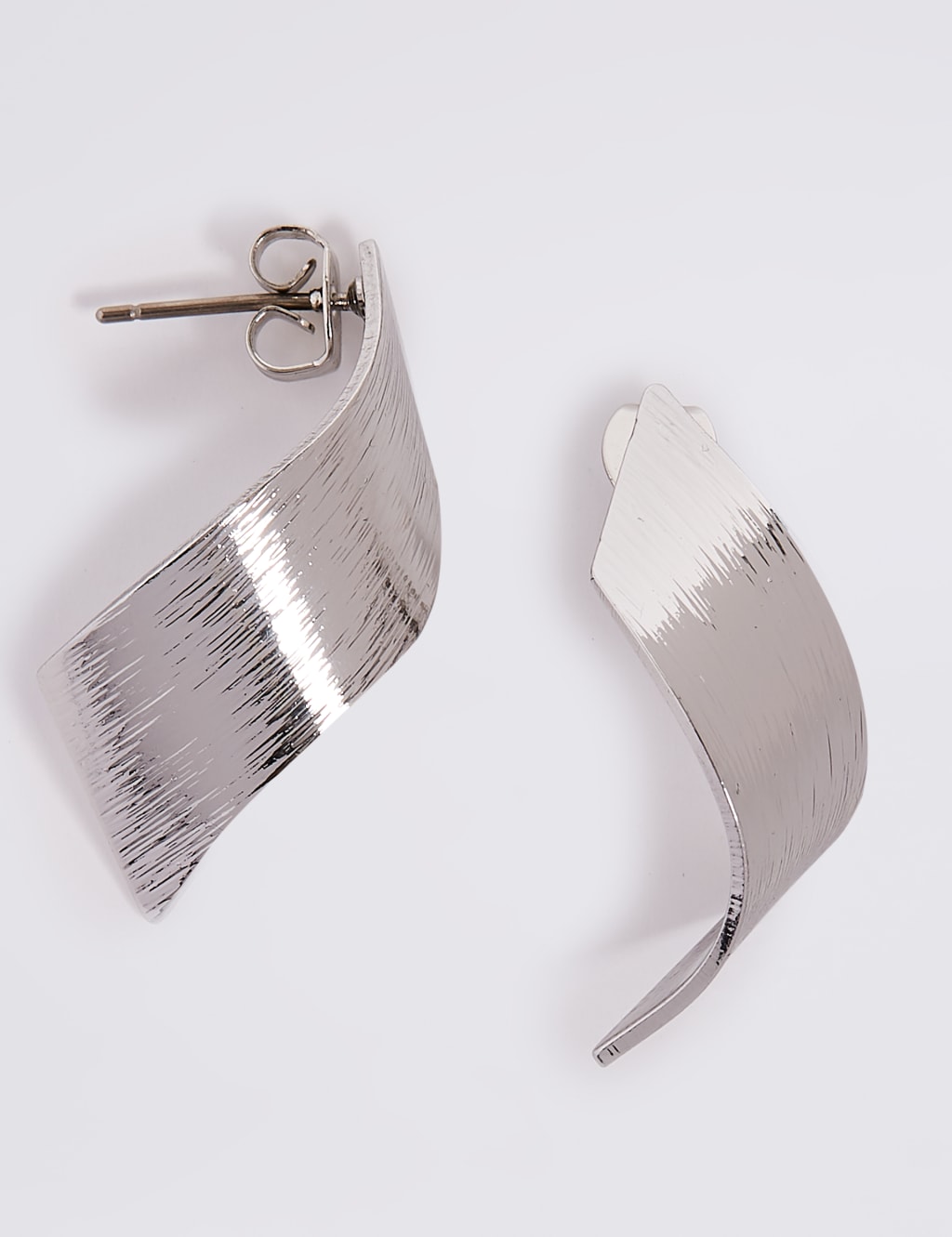 Smooth Curve Earrings 2 of 2
