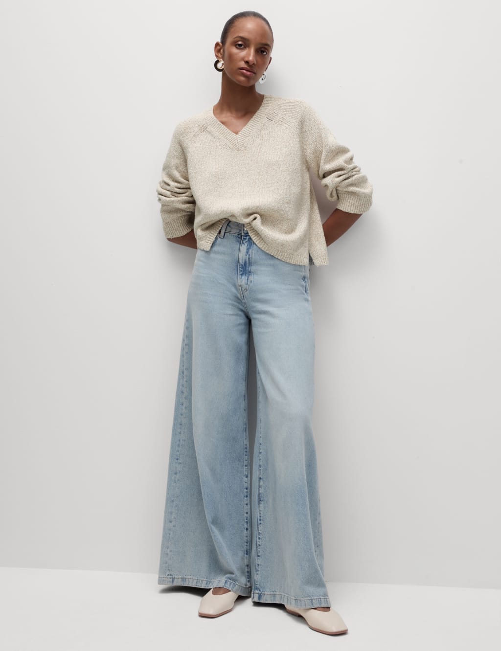 Cotton Blend Ribbed V Neck Jumper