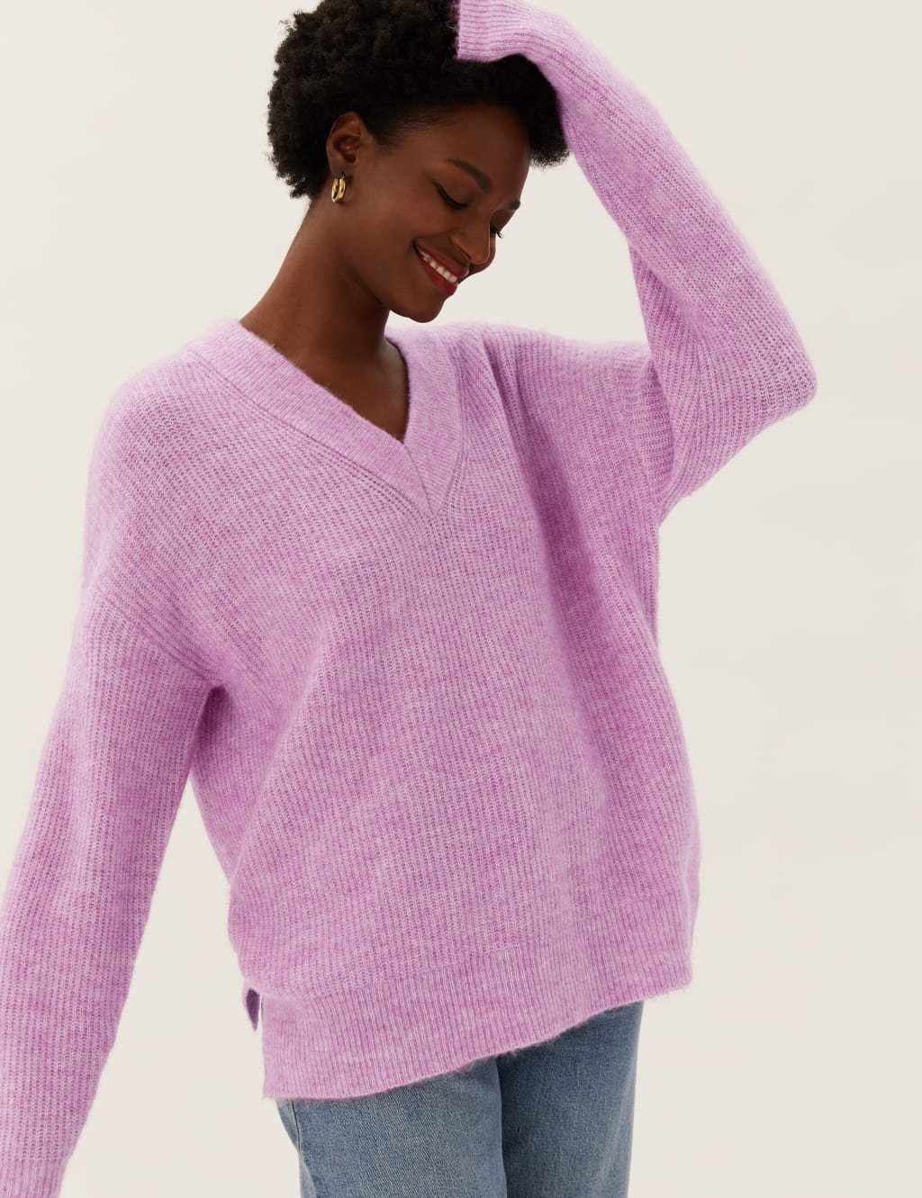 V-Neck Relaxed Jumper 3 of 7