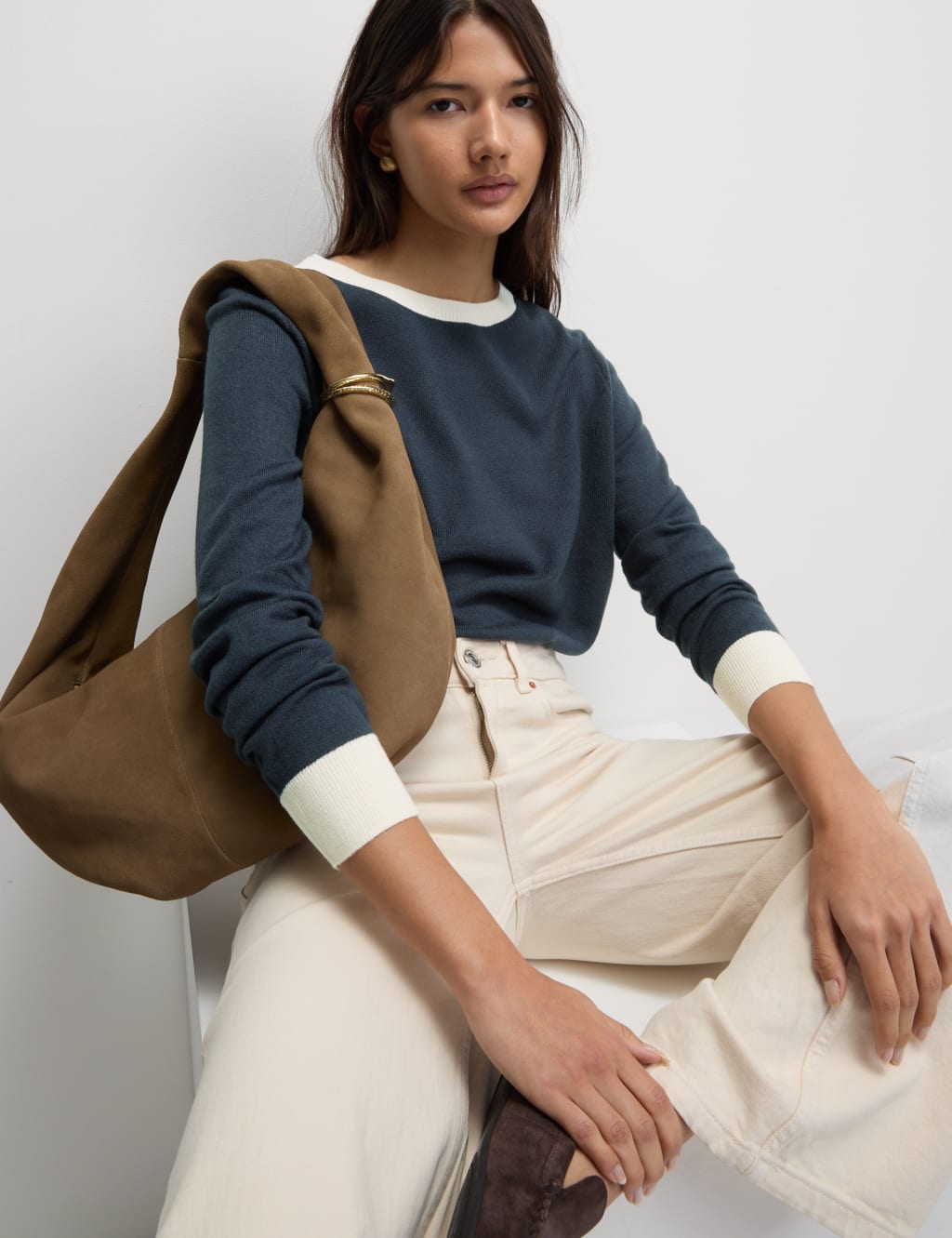 Supersoft Tipped Detail Relaxed Jumper 1 of 6
