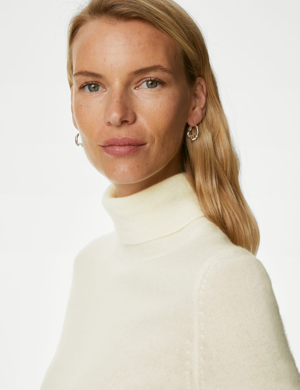 Pure Cashmere Roll Neck Jumper