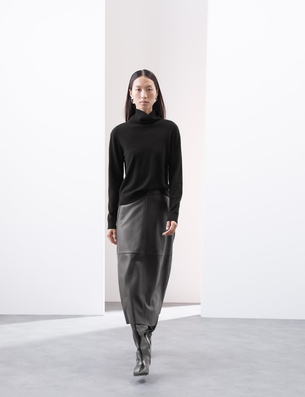 Pure Cashmere Roll Neck Jumper 3 of 8