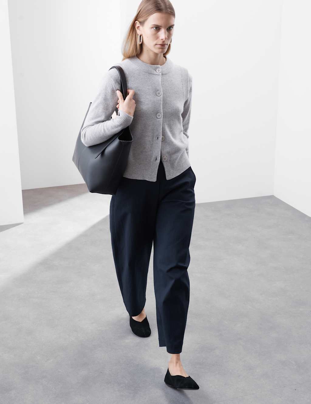 Pure Cashmere Button Through Knitted Vest 3 of 5
