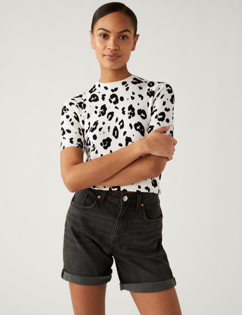 Animal Print Crew Neck Knitted Top 4 of 6