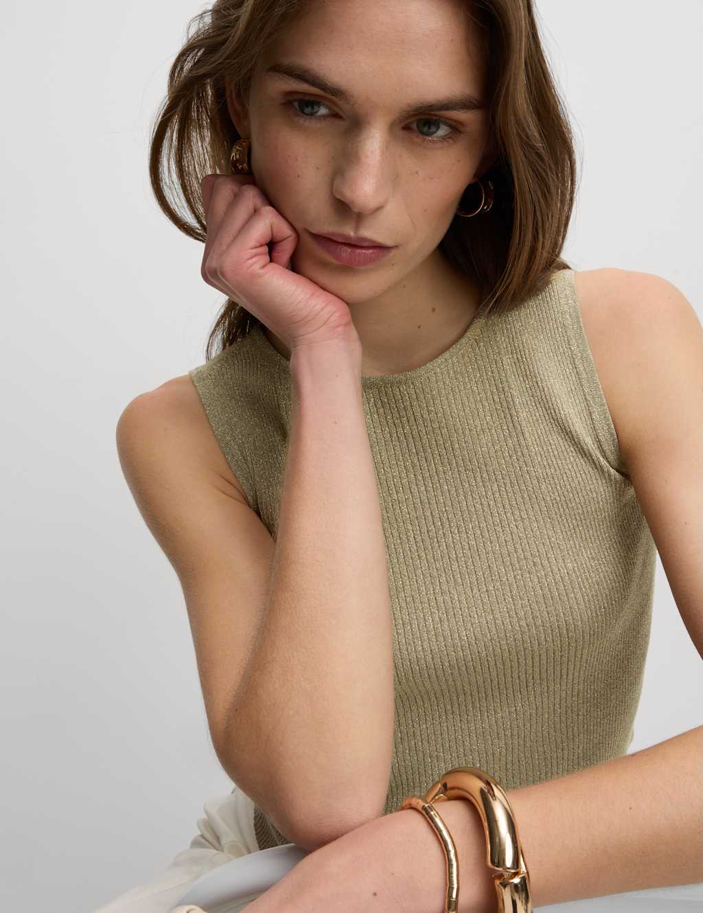 Metallic Ribbed Crew Neck Cropped Vest Top 3 of 6