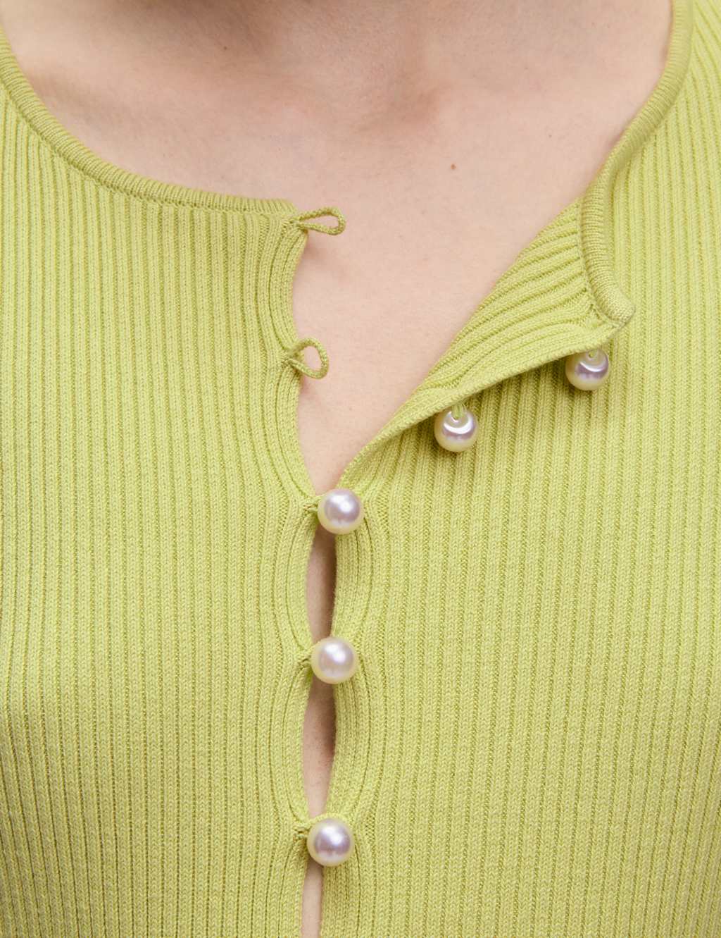 Textured Crew Neck Pearl Look Button Cropped Knitted Top 6 of 7
