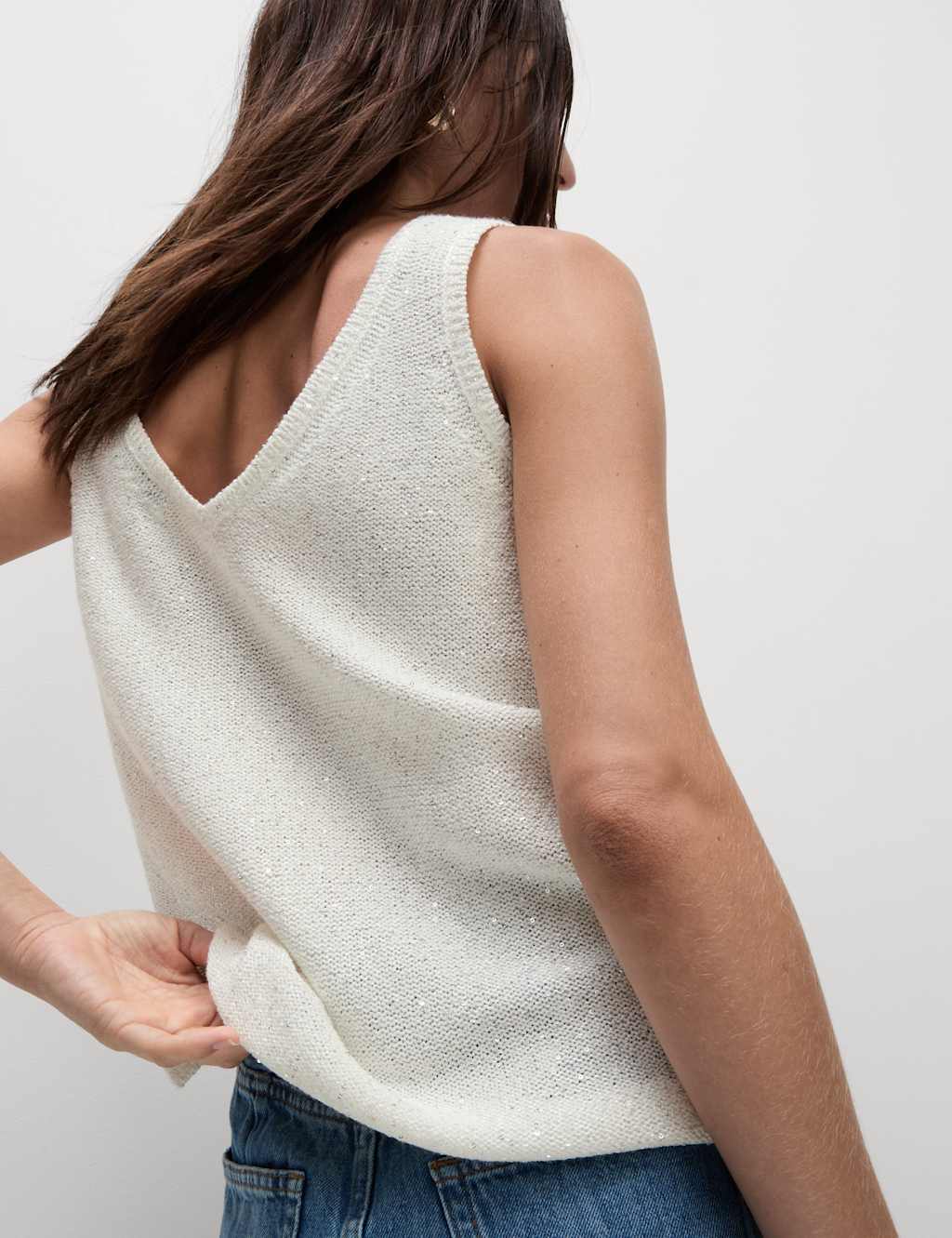 Sequin Textured V-Neck Knitted Vest 5 of 7