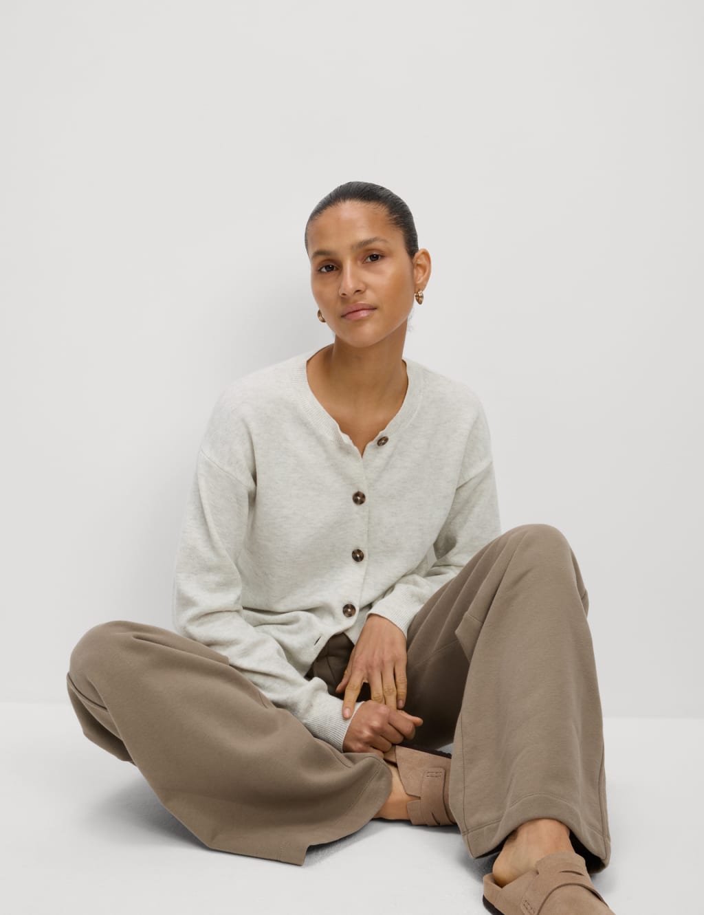 Air-Yarn Ribbed Crew Neck Cardigan 7 of 8