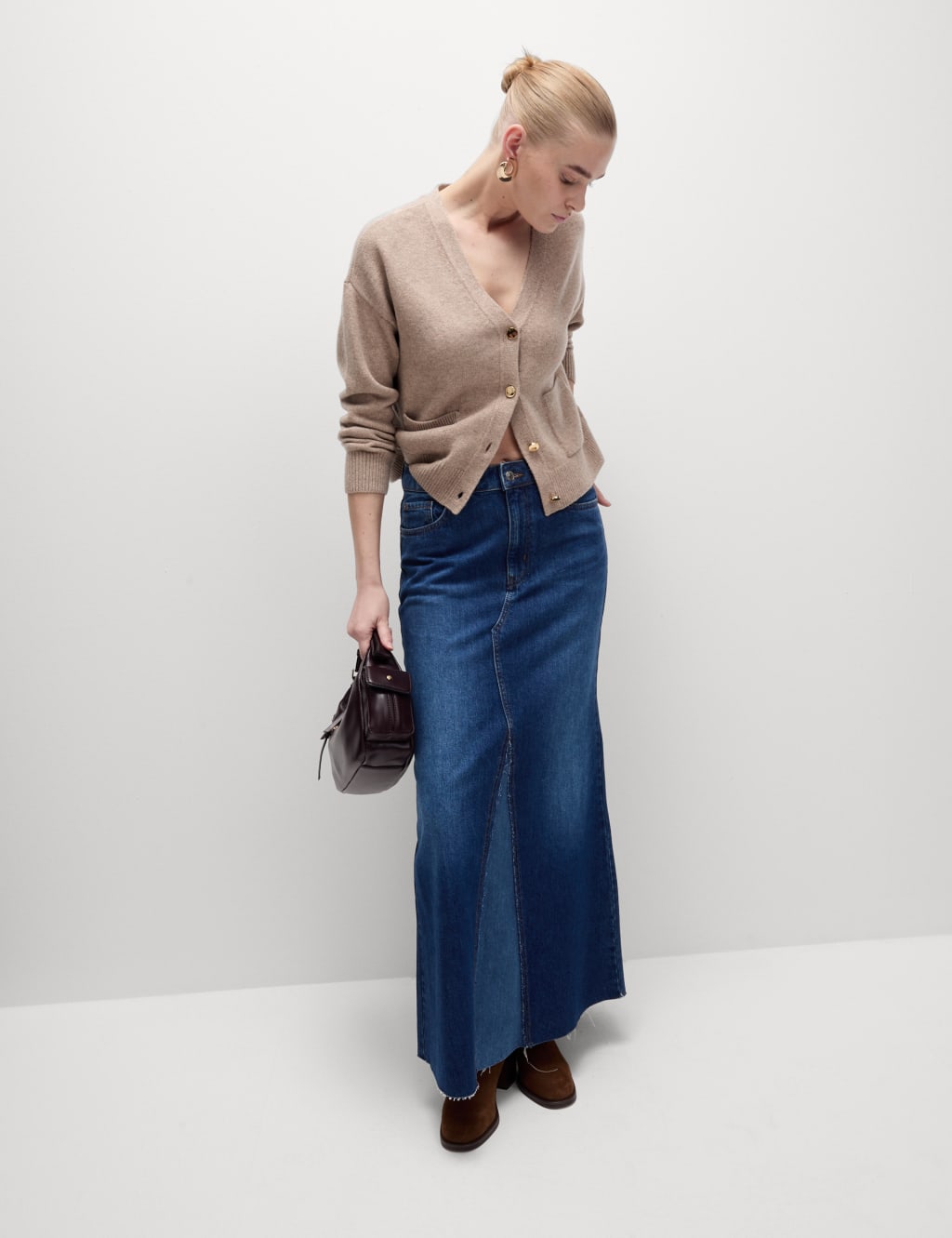 V-Neck Button Front Relaxed Cardigan 3 of 5
