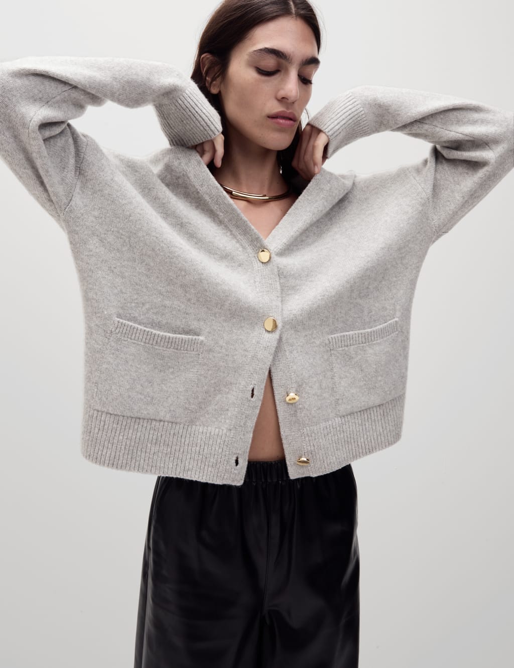 V-Neck Button Front Relaxed Cardigan 7 of 8
