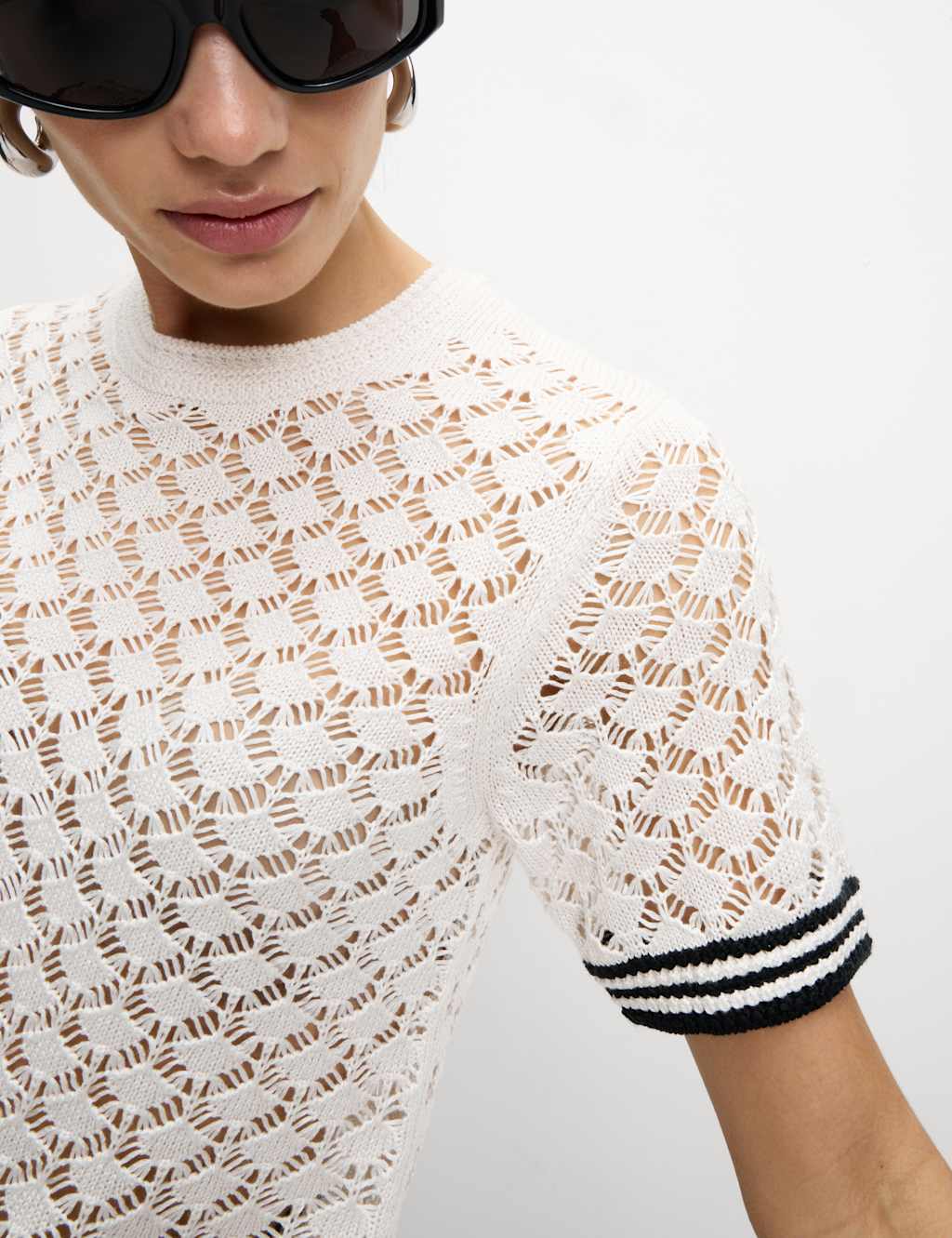 Pointelle Crew Neck Tipped Detail Knitted Top 3 of 8
