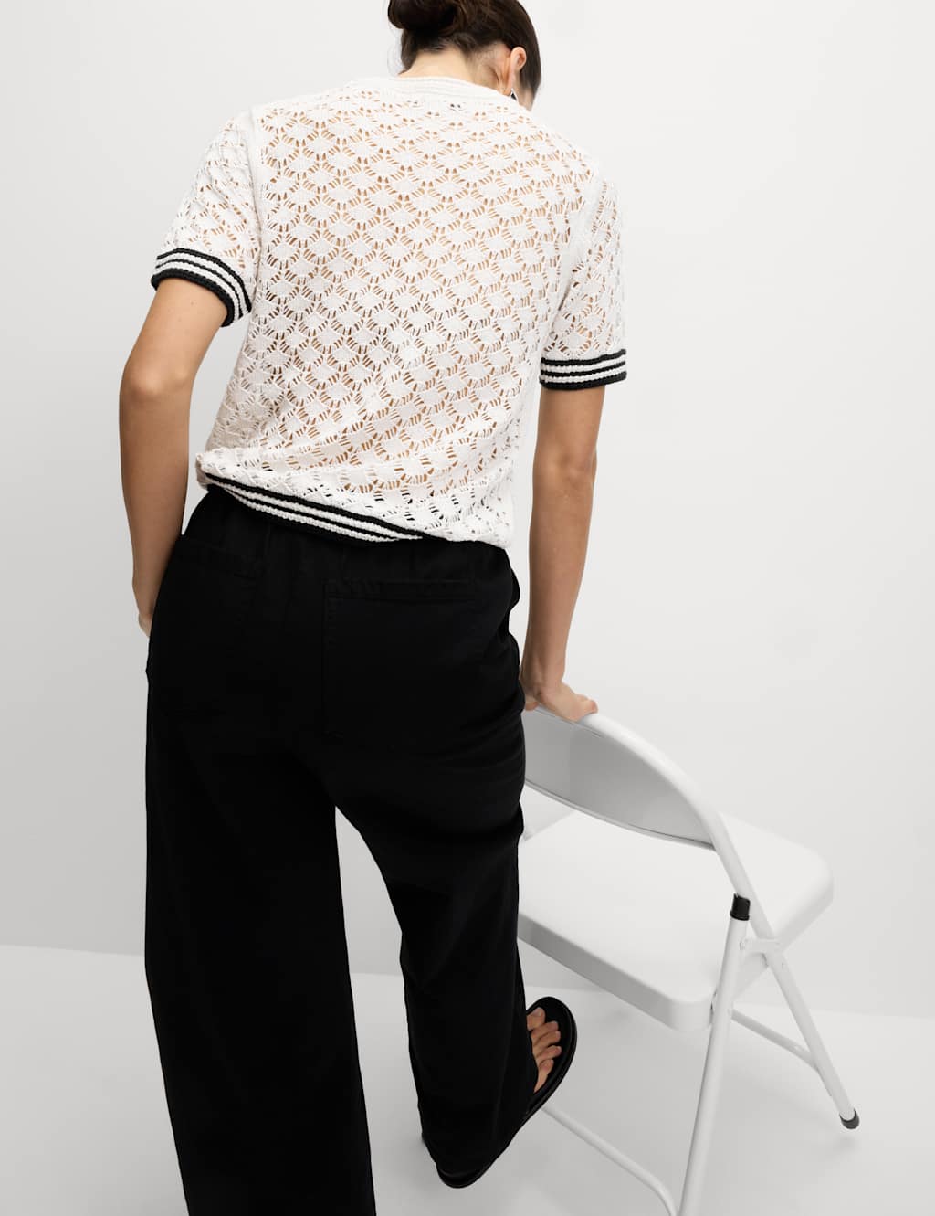 Pointelle Crew Neck Tipped Detail Knitted Top 4 of 8