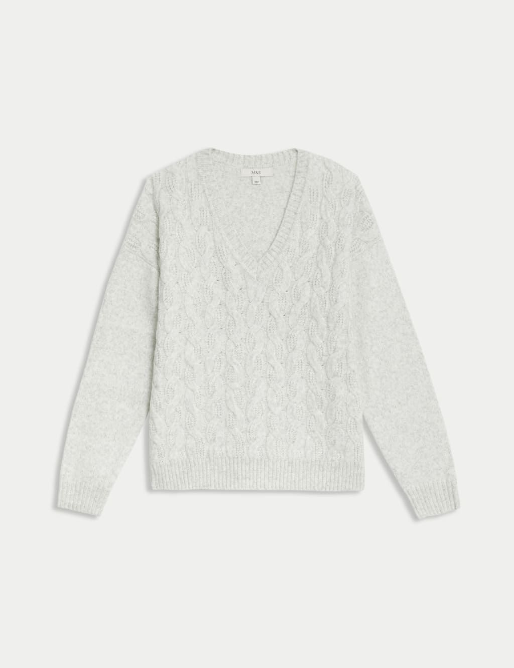 Cloud yarn Cable Knit V Neck Jumper