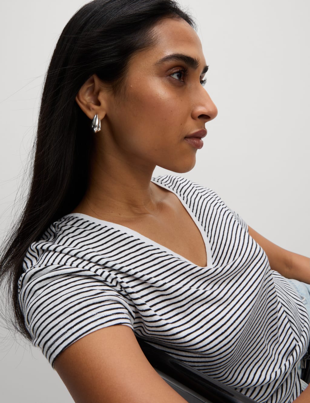 Linen Blend Striped V-Neck T-Shirt 1 of 6