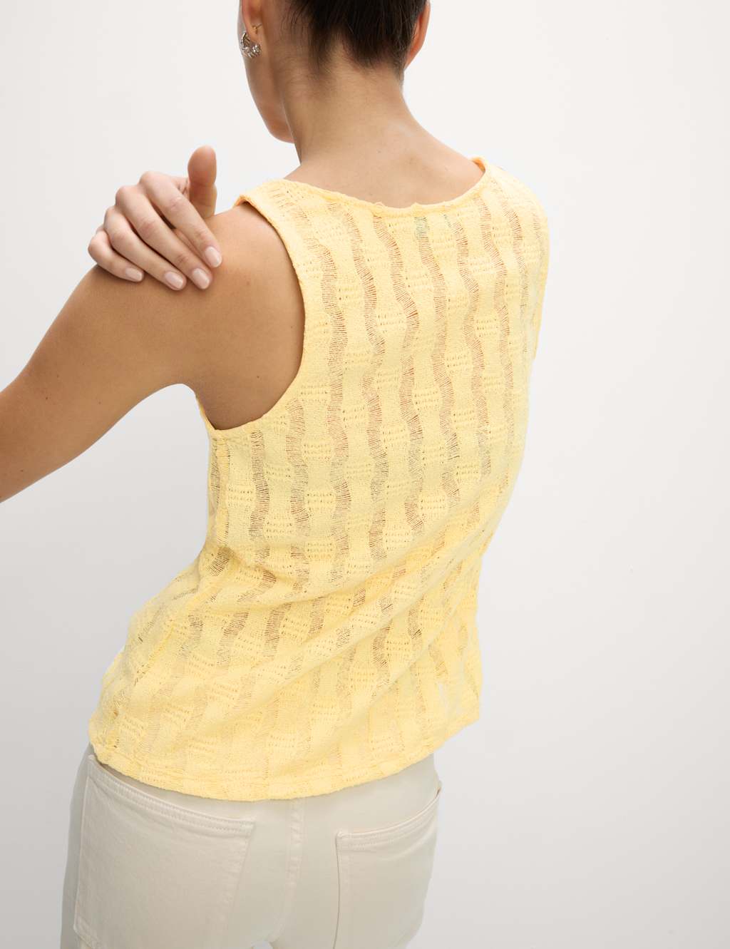 Textured Cropped Vest 5 of 6