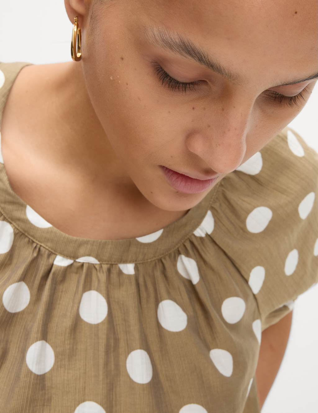 Lyocell Rich Printed Crew Neck Blouse 3 of 6