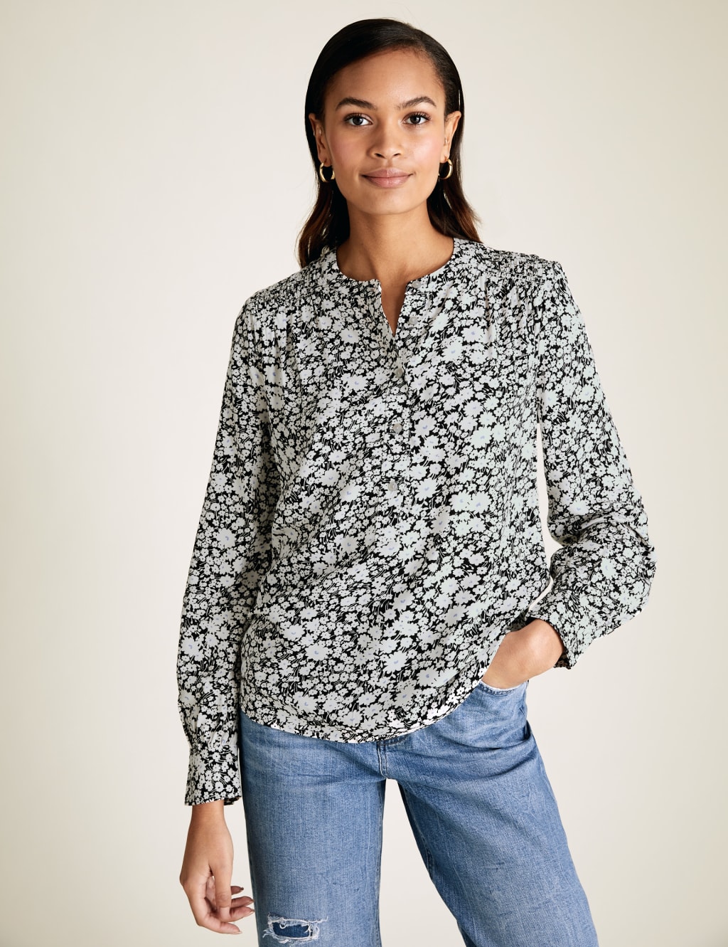 Ditsy Floral Long Sleeve Blouse 3 of 4