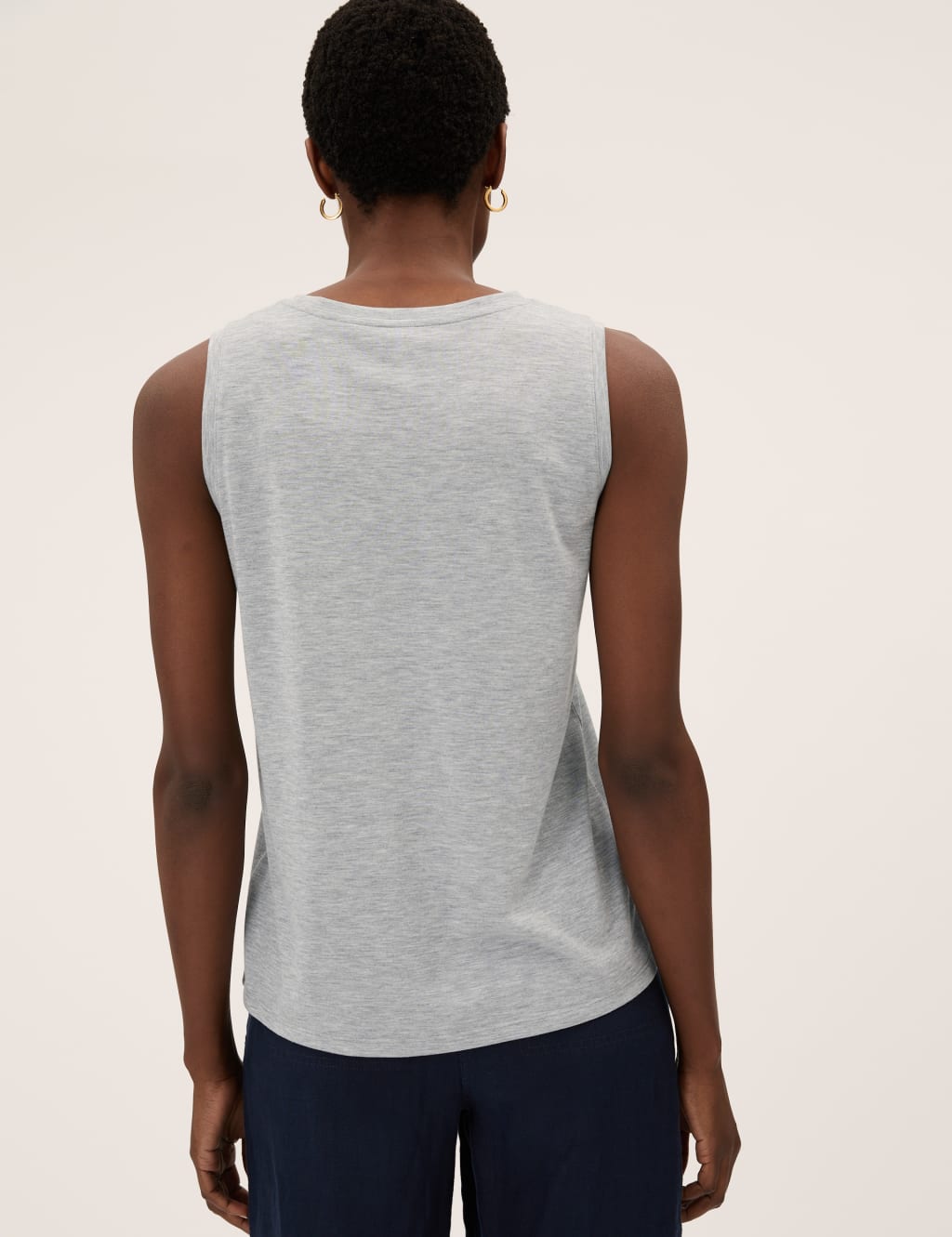 Crew Neck Relaxed Sleeveless Tank Top M S Collection M S