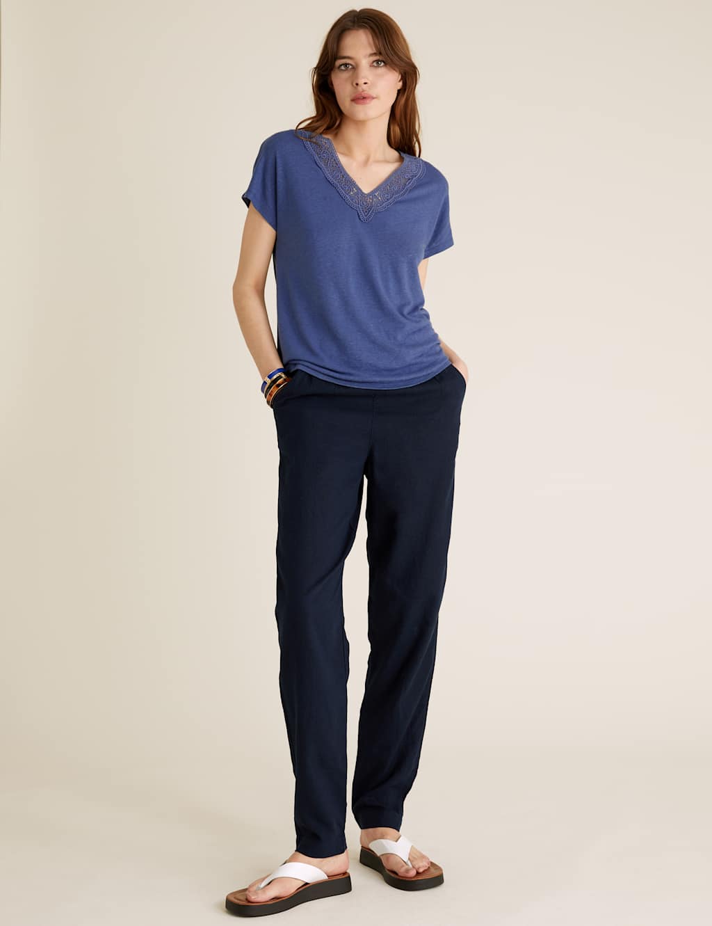 Linen V-Neck Relaxed T-Shirt 5 of 5
