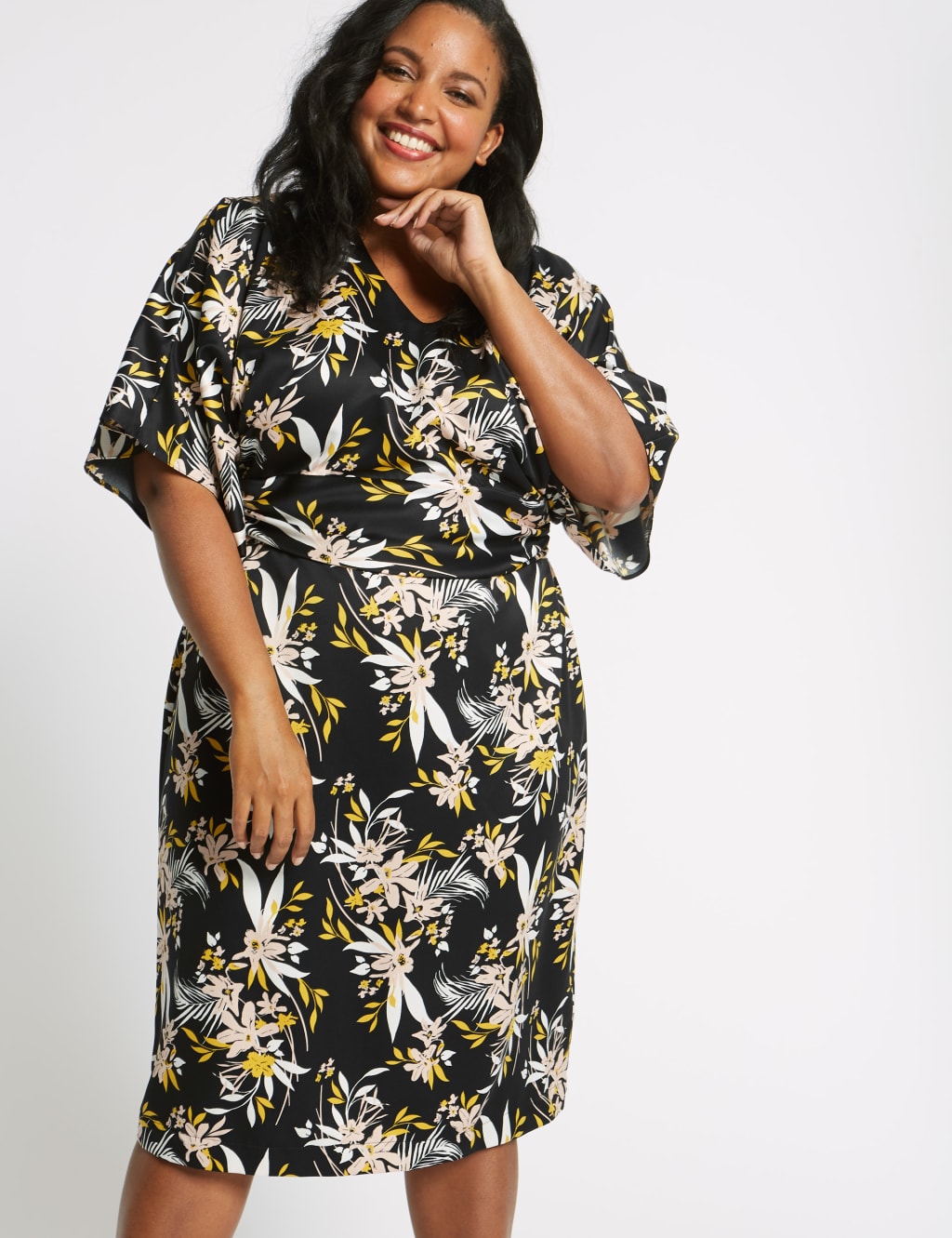 CURVE Floral Print Midi Dress 3 of 5