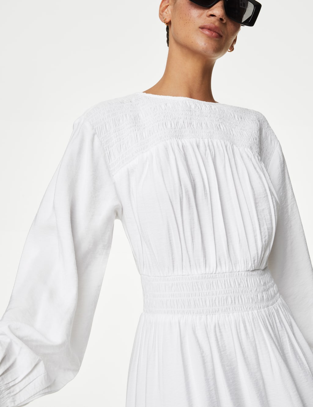 Round Neck Ruched Midi Waisted Dress 3 of 4