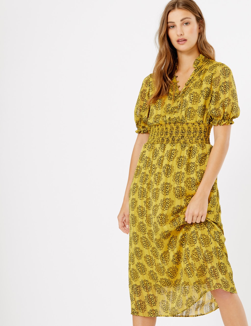Leaf Print Shirred Waisted Dress 3 of 4