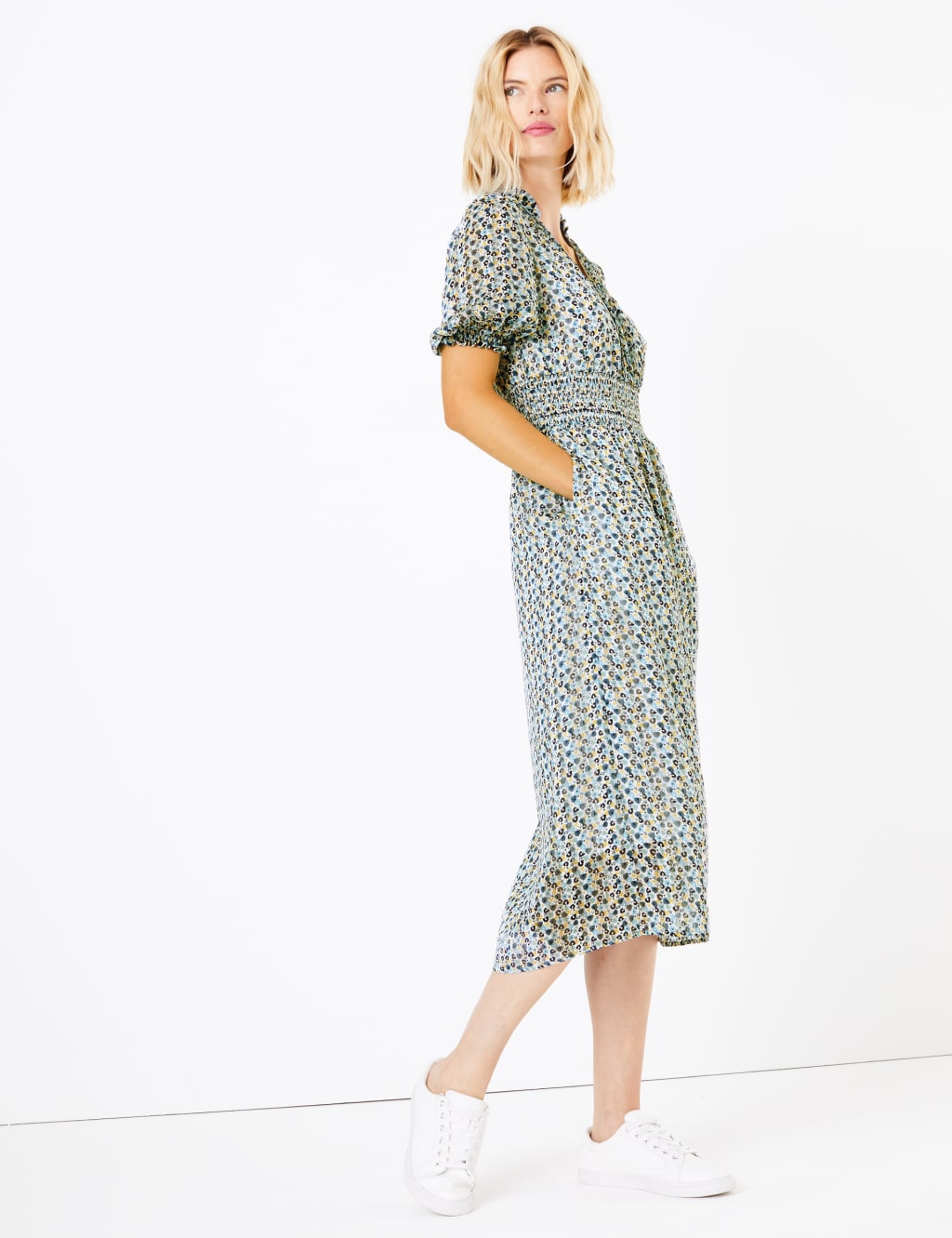 Ditsy Floral Print Waisted Dress 3 of 5