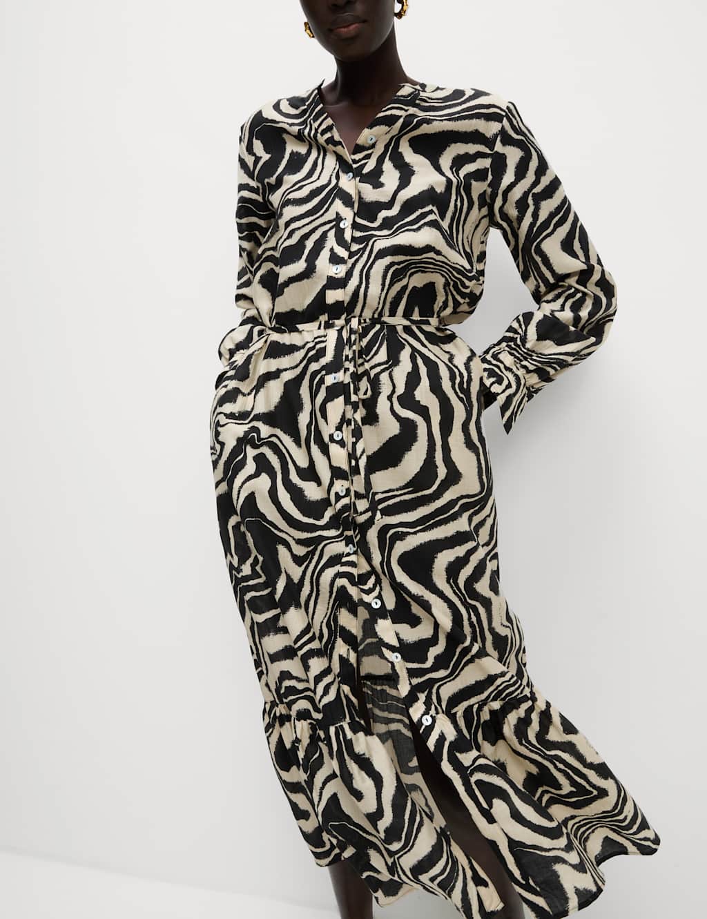 Lyocell Rich Printed Midi Relaxed Dress 4 of 7