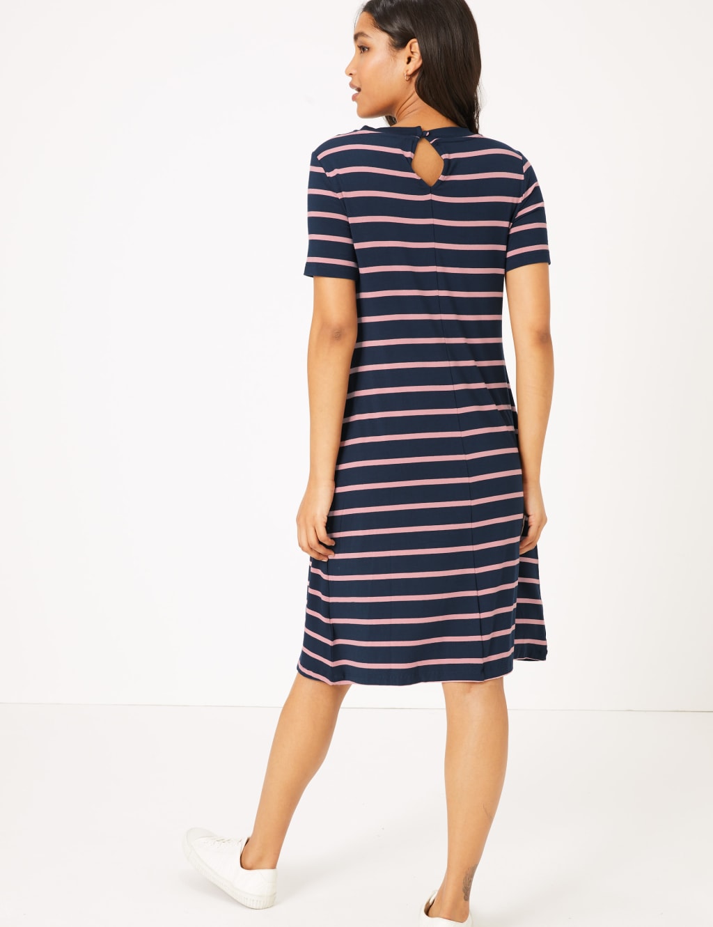 Knee length swing dress shop