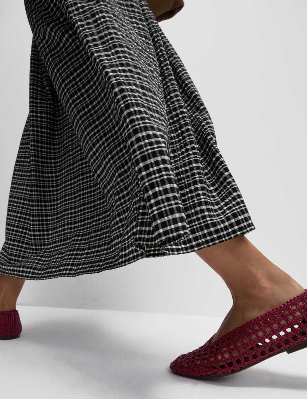 Checked Pleated Midaxi A-Line Skirt 3 of 4