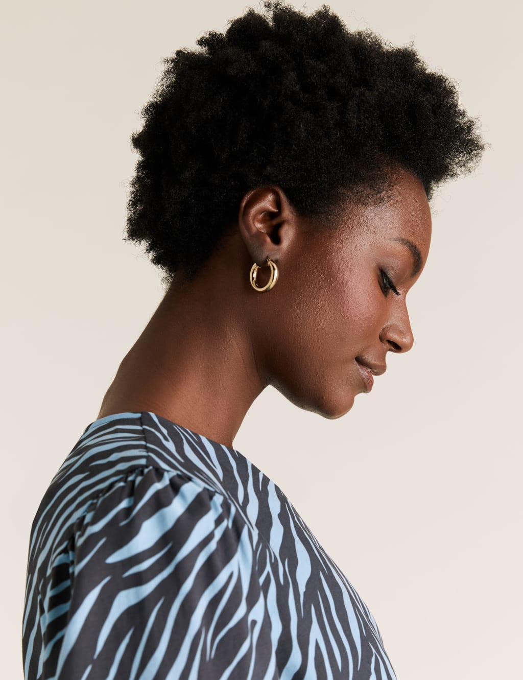 Zebra Print Round Neck Long Sleeve Blouse 3 of 5