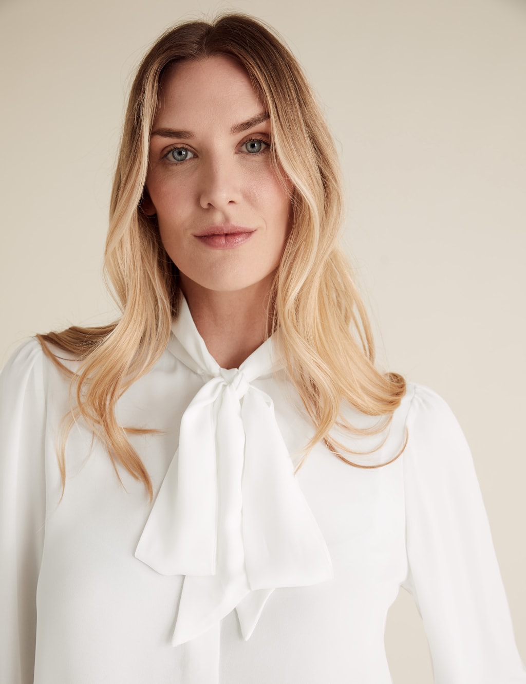 Pussybow Puff Sleeve Blouse 3 of 4
